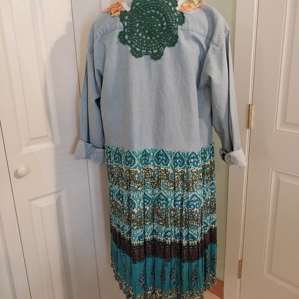 2579 Size L/ XL Jeaniemade Heritage Days Upcycled Jean Tunic. - Picture 3 of 4
